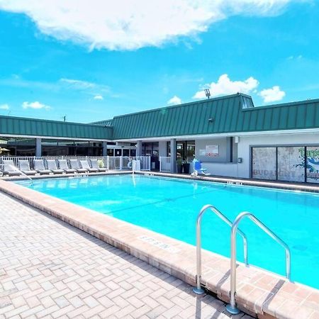 Waterfront, Pool, Tiki Bar & Grill, Gym, Location! Apartment Sarasota Exterior photo