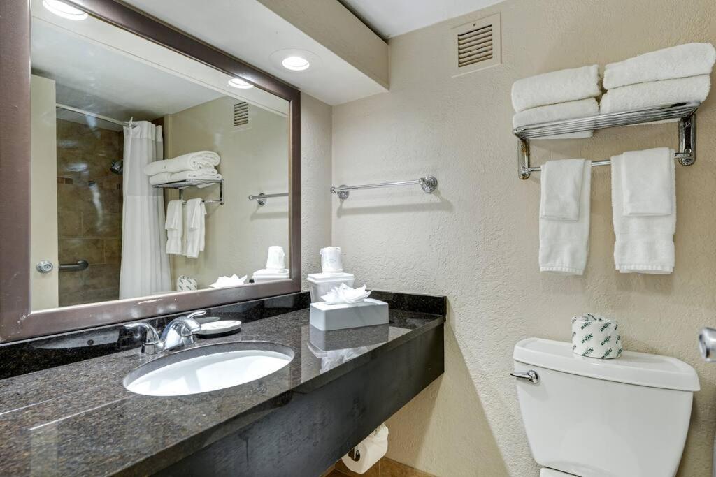 Waterfront, Pool, Tiki Bar & Grill, Gym, Location! Apartment Sarasota Exterior photo